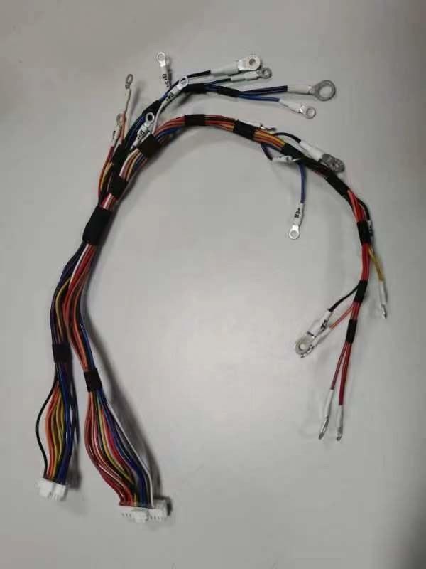 300V E490340 2,45 pitch Dupont 4p draad harnesses met -40oC ~ 105oC temperatuurbereik en TRS Jacks